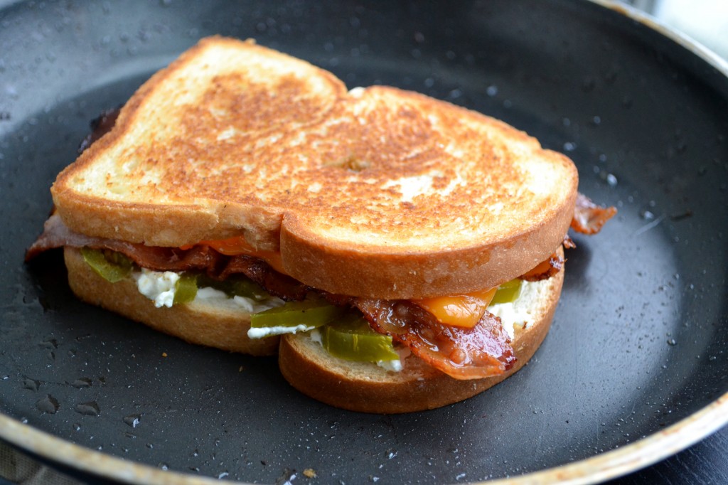Jalapeno Popper Grilled Cheese Sandwich